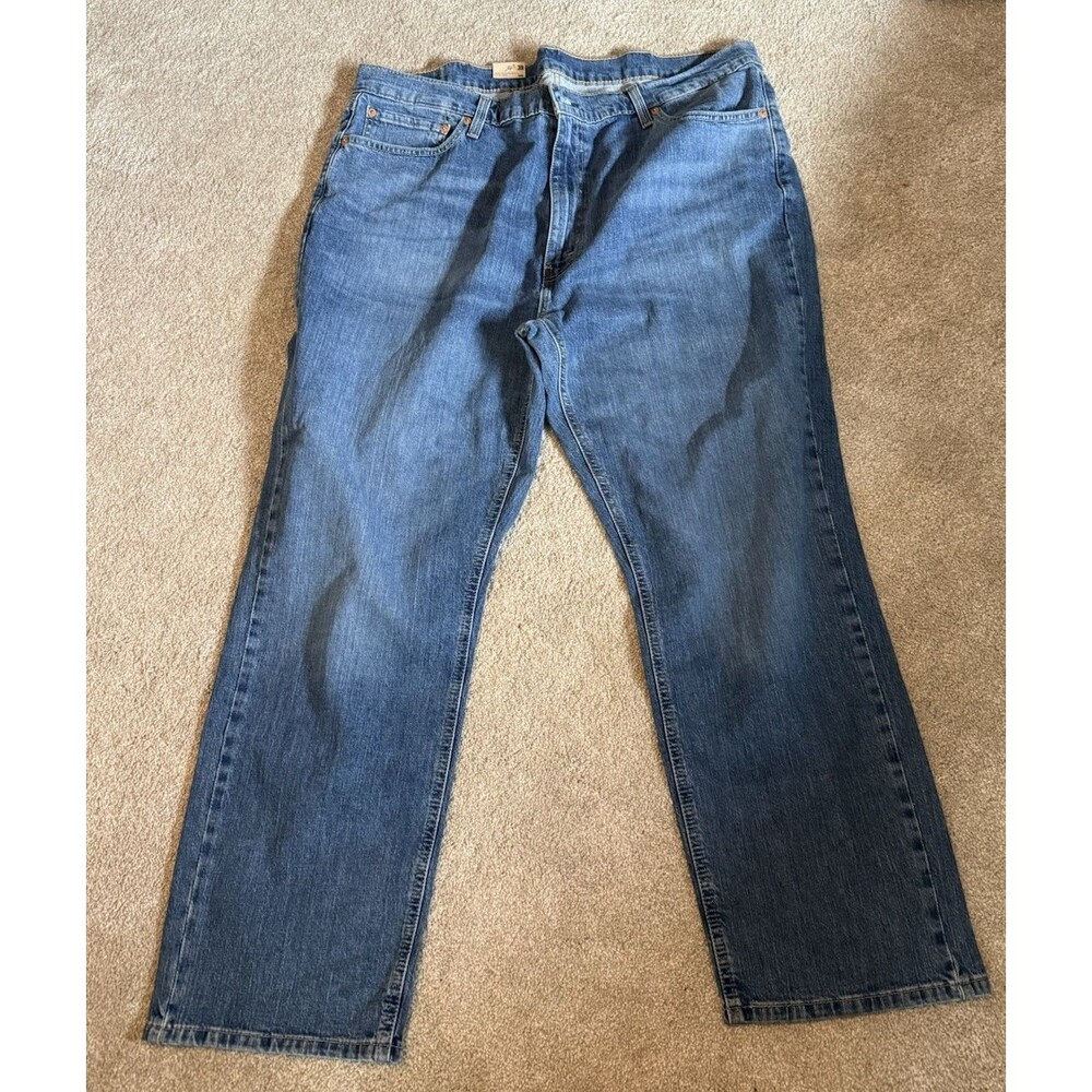 Levis jeans men's size 42x30 Medium Wash NWT